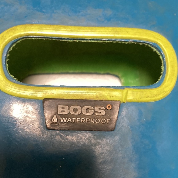 Bogs Zebra Print Waterproof Girl’s Rainboots - Picture 11 of 14